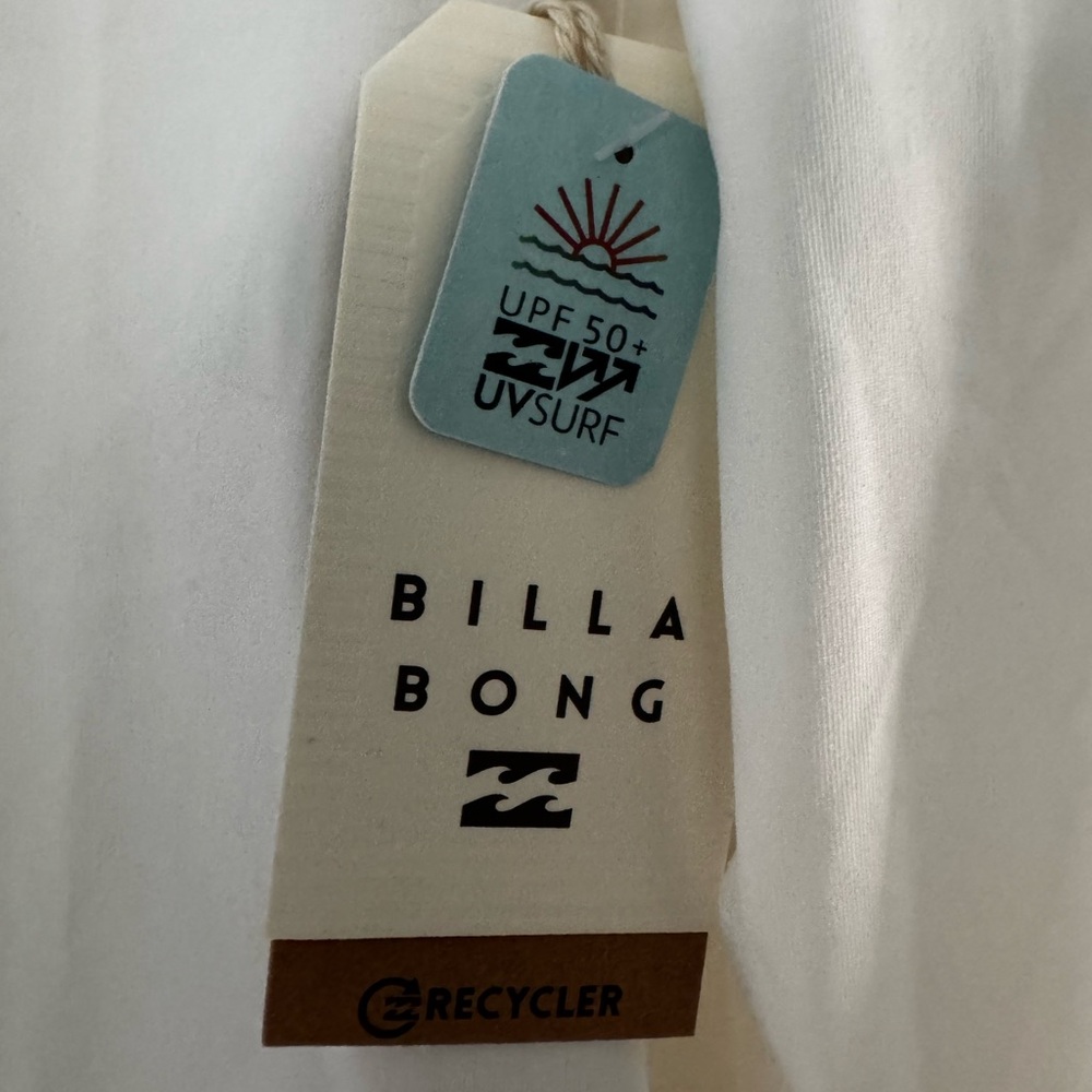 Billabong Long Sleeve Sun shirt/rashguard. Classic Style. Color: white. Size XL - Picture 5 of 5